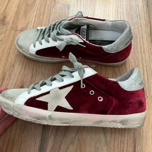 Golden Goose EUC Super-Star sneakers in velvet with glittery heel tab. Size 38